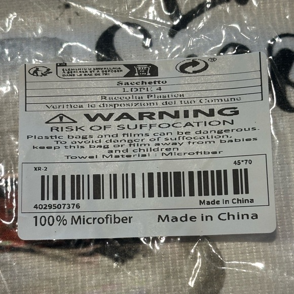 3 Festive Christmas Holiday Snowman and Cardinal Towels - Picture 5 of 5